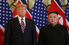 Dejte nám své jaderné zbraně, vyzval Trump Kima v papírovém vzkazu. A summit skončil krachem