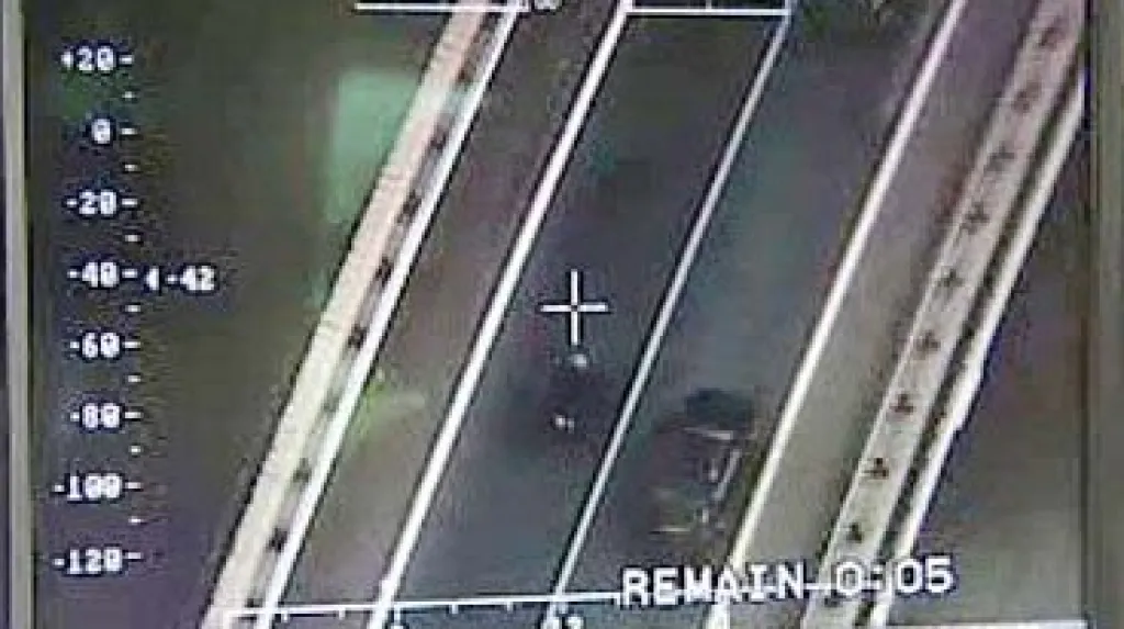 Předjíždění přes plnou čáru