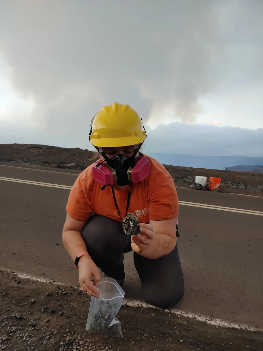 Vědci z  Havajské vulkanické observatoře (HVO) monitorují aktivitu sopky Kilauea v národním parku Hawaii na Havaji již několik let. Snímky ukazují aktivitu vulkánu v rozmezí 29. září až 3. října 2021
