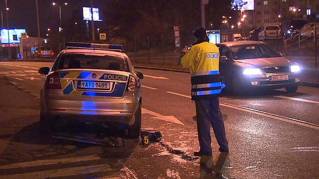 Nehoda policejního auta