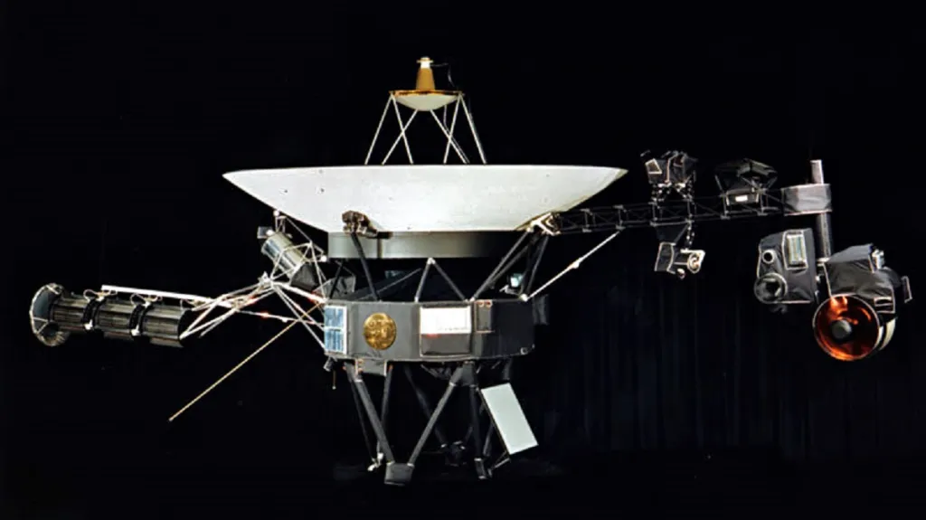 Voyager 10