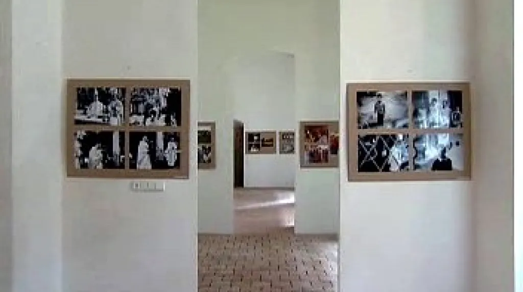 Výstava fotografií v klášteře