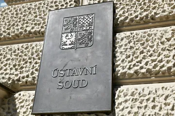 Ústavní soud zrušil rozsudek nad úřednicí, která měla na starosti rozhodování o občanství Czerninové