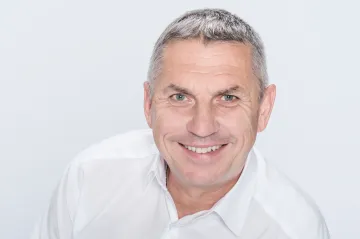 Senátorské křeslo za Jablonec obhájil Zeman z ODS. Porazil Tejmlovou z klubu Senátor 21