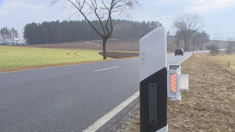 Světelné čidlo slouží k varování řidičů