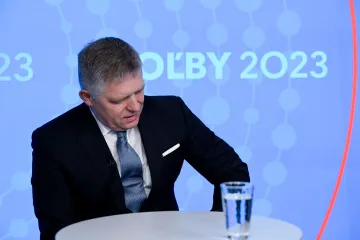Smer–SD před sobotními volbami na Slovensku vede velmi těsně, ukazuje většina průzkumů