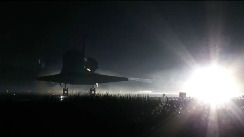 Atlantis se vrátil z poslední cesty