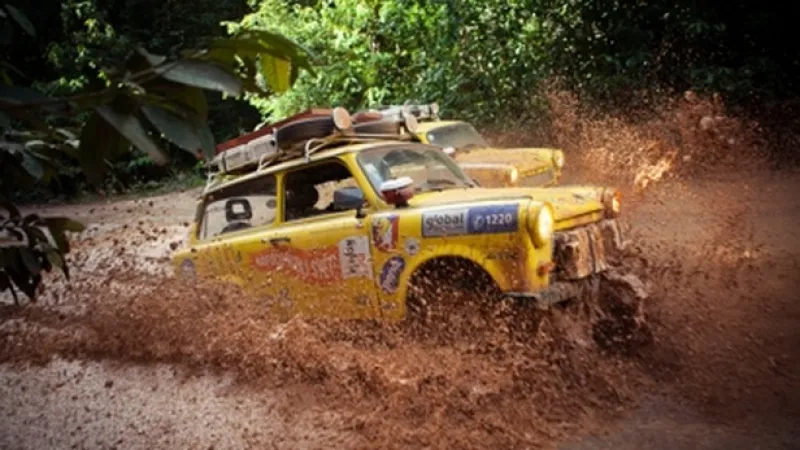 Trabantem až na konec světa - Dokumentární, Česko, 2014, 98 min. Režie: Dan Přibáň.