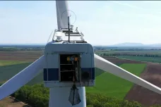 Na místě pěti menších by u Břežan měla stát jedna velká větrná elektrárna