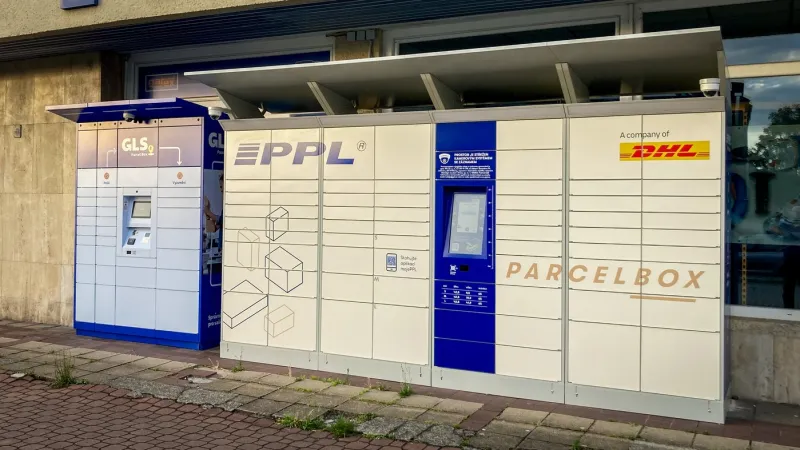 Města zpřísňují pravidla pro výdejní boxy