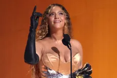 Nominacím na ceny Grammy vévodí Beyoncé, Beatles mají šanci za píseň s AI