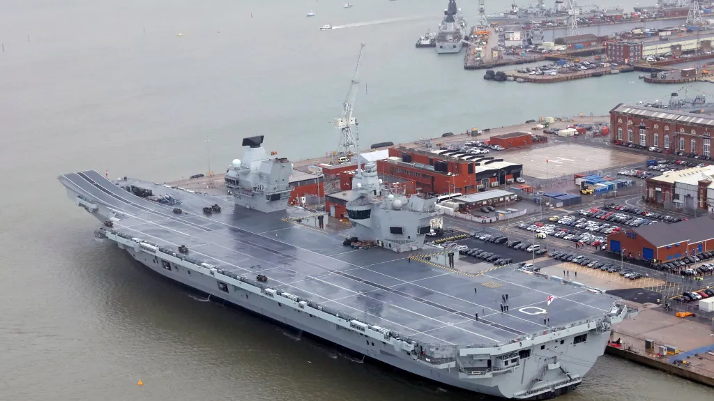 Britská letadlová loď HMS Queen Elisabeth