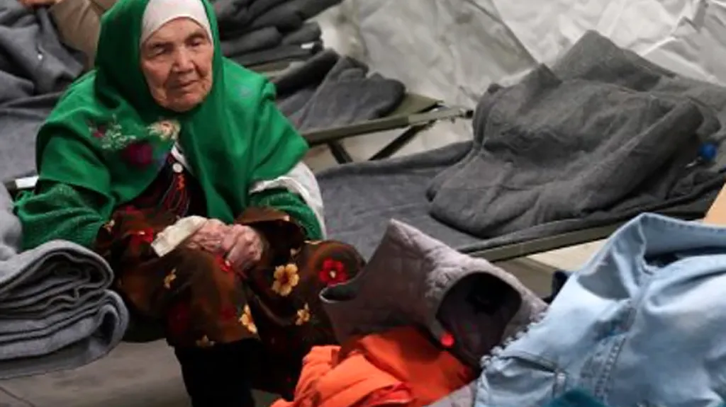 Bibihal Uzbakíová - 105letá uprchlice z Afghánistánu