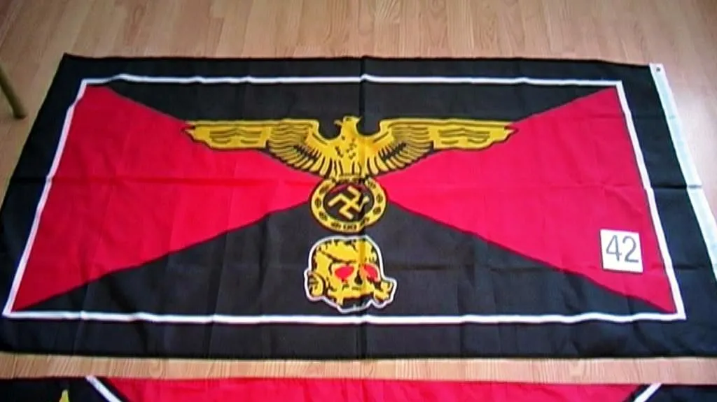 Vlajka neonacistů