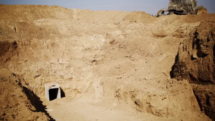 Tunel vedoucí z pásma Gazy do Izraele (říjen 2013)