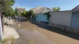 Evakuace obyvatel v Chersonské oblasti před povodněmi způsobenými zničením Kachovské přehrady
