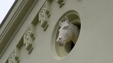 Ve Světcích u Tachova byla slavnostně ukončena rekonstrukce unikátní novorománské jízdárny