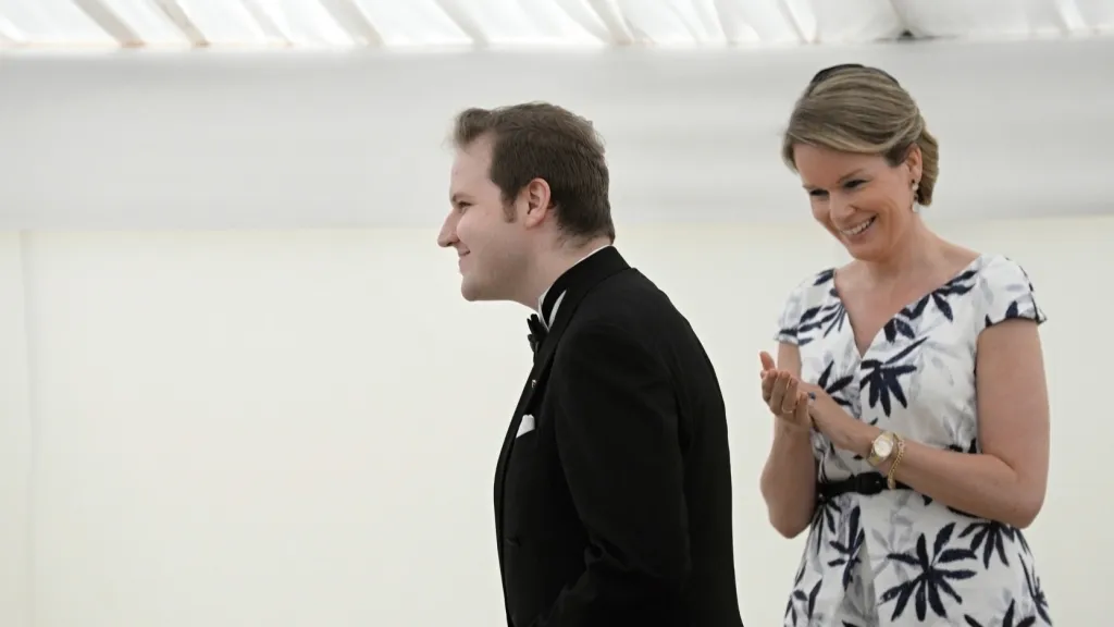 Klavírista Lukáš Vondráček a belgická královna Mathilde