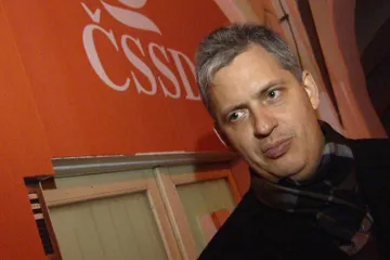 Dienstbier: Neziskovky by neměly spolufinancovat projekty EU