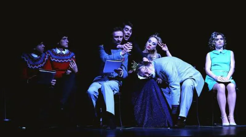 Hamlet / Švandovo divadlo - Režie: Daniel Špinar.