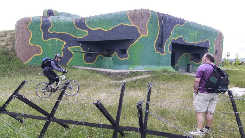 Pevnost v Šatově čekal jiný osud než opevnění na severní hranici. Díky tomu se na ní pořádají akce s tematikou nejen z roku 1938, ale i z dob železné opony