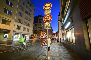 V části pražského Starého Města opět platí zákaz nočního vjezdu