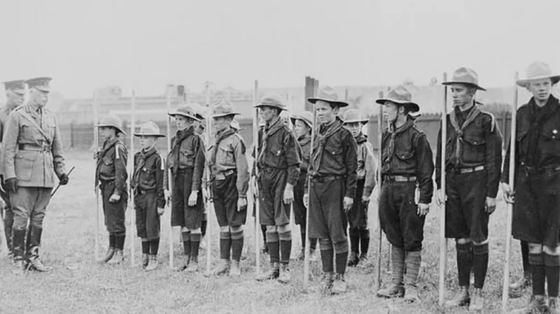 Příslušníci skautského oddílu