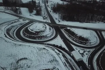 Tranzitní dopravu z Havlíčkova Brodu odvede nový obchvat. Jeho stavba se protáhla o rok