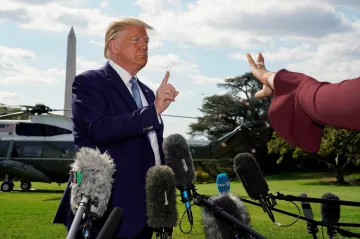 Poláci se dočkali. Trump jim zrušil vízovou povinnost