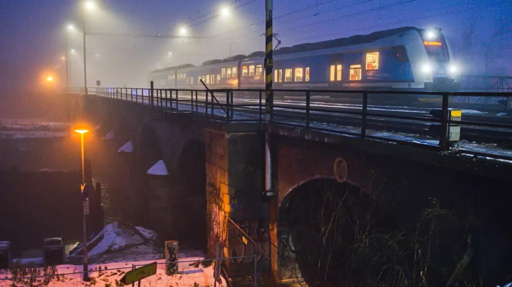 Železniční most přes řeku Svratku v Brně