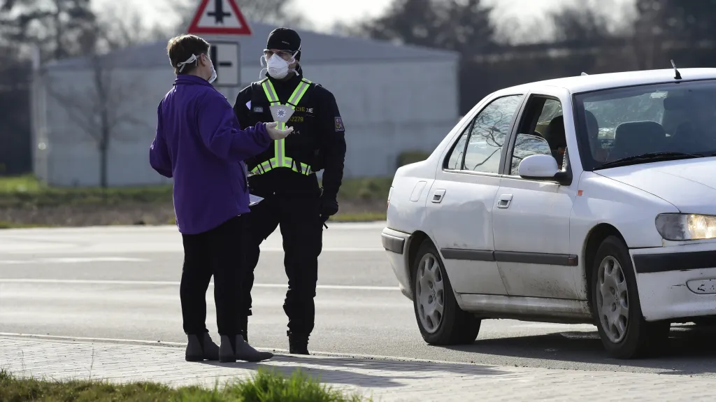 Policejní kontroly u Litovle na Olomoucku