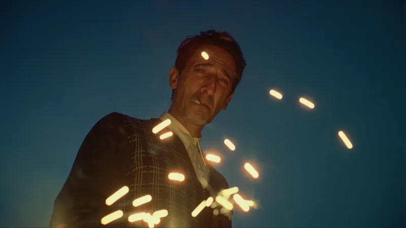 Adrien Brody ve filmu Brutalista