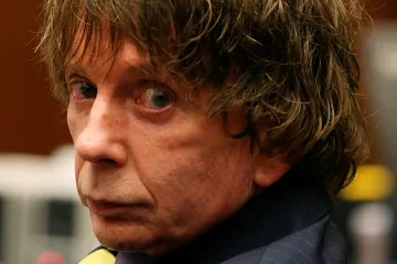 Zemřel hudební producent Phil Spector, spolupracoval s Beatles. Posledních 11 let strávil ve vězení