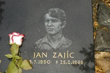 Zajíc byl symbolem, že ne všichni byli znormalizováni, říká historik