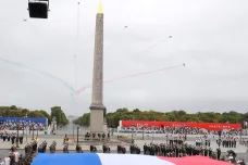 Oslavy dotčené pandemií a přehlídka na počest lékařů. Francie si připomíná den dobytí Bastily