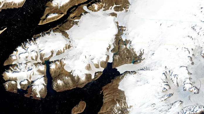 Změny grónského ledovce mezi roky 1973 a 2022