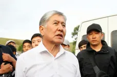 Kyrgyzský exprezident Atambajev se vzdal policii. Dva dny obléhala jeho dům