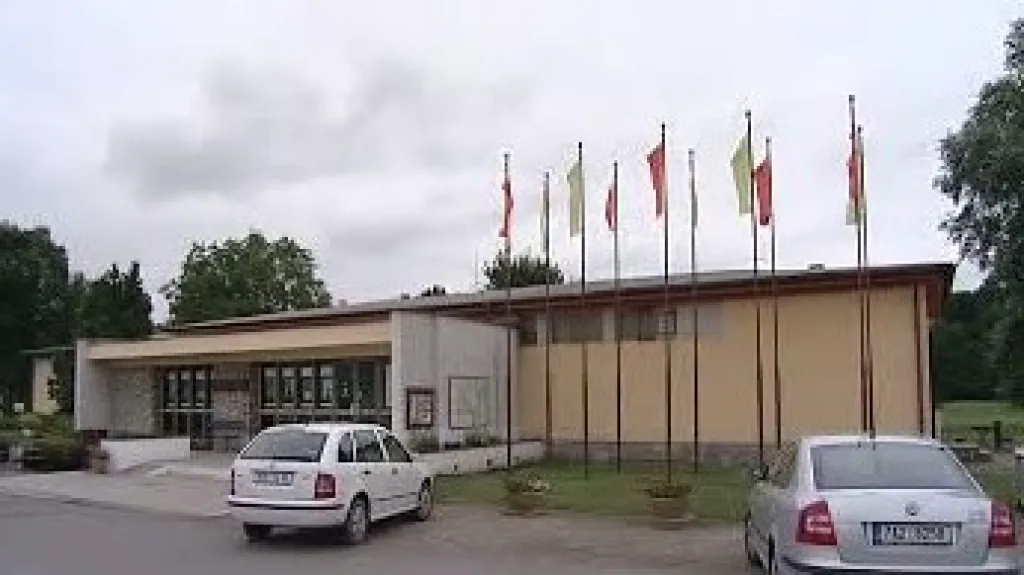 Velkomoravský památník v Mikulčicích