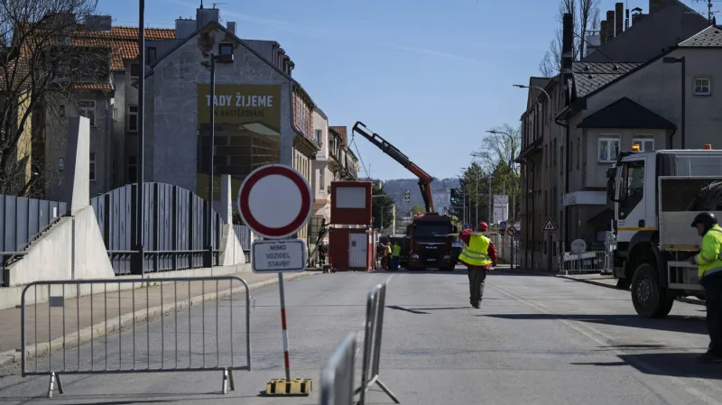 Opravy uzavřely most Kosmonautů v Českých Budějovicích