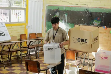 Volby v Hondurasu podle průběžného sčítání ovládli pravicoví kandidáti