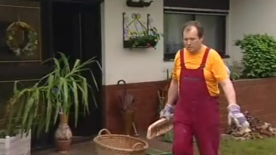 Ve Zdounkách začal úklid