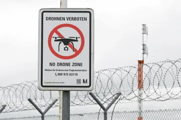 Německou obranu před drony rozebrala Zóna ČT24