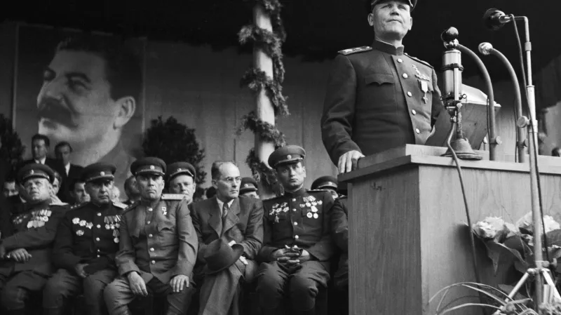 Projev maršála Koněva na Staroměstském náměstí