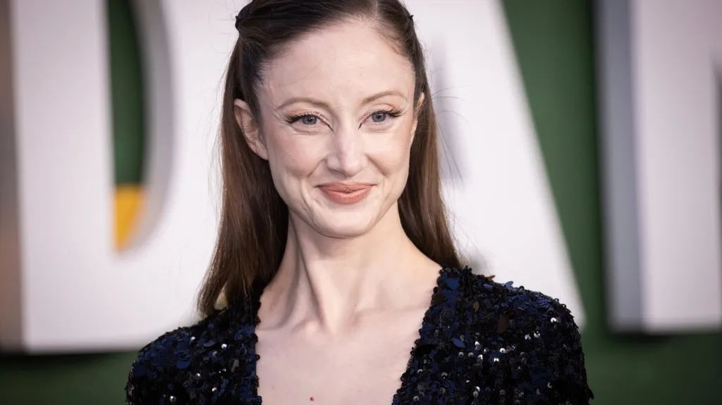 Andrea Riseboroughová