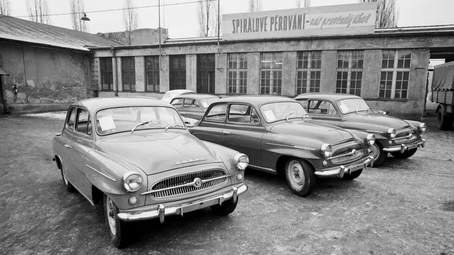 Škoda 440