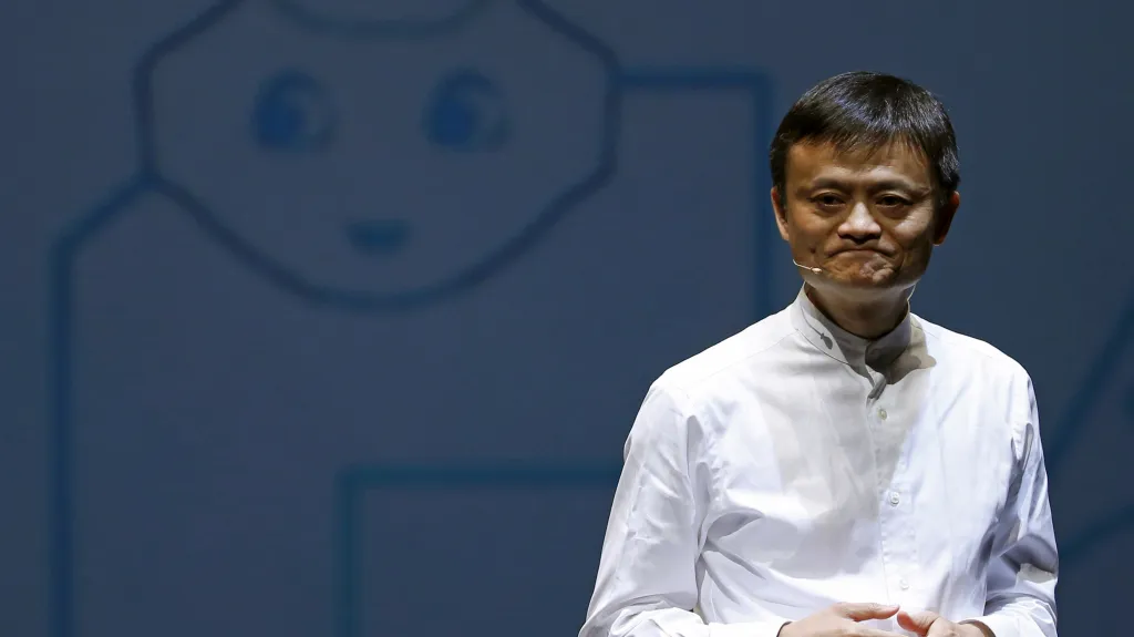 Jack Ma na konferenci v Čibě roku 2015