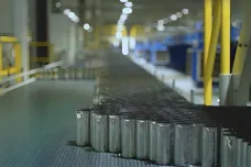 Nová plzeňská továrna vyrobí ročně miliardy recyklovatelných nápojových plechovek
