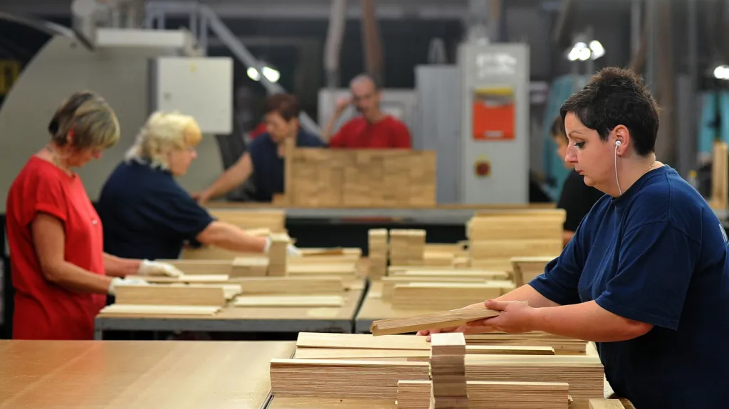 Výroba podlah ve firmě Unilin ve Vyškově