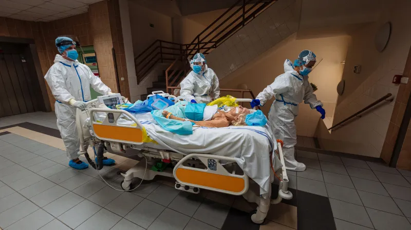 1. místo v kategorii Reportáž: Druhá a třetí vlna (Lukáš Bíba, Economia)