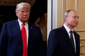 „Silný a chytrý lídr“ či „skutečný muž“, označovali se dříve Trump a Putin